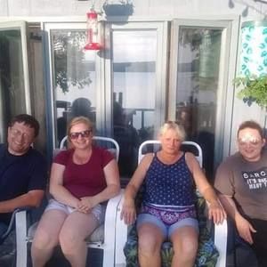 Meet your Posher, Marcia